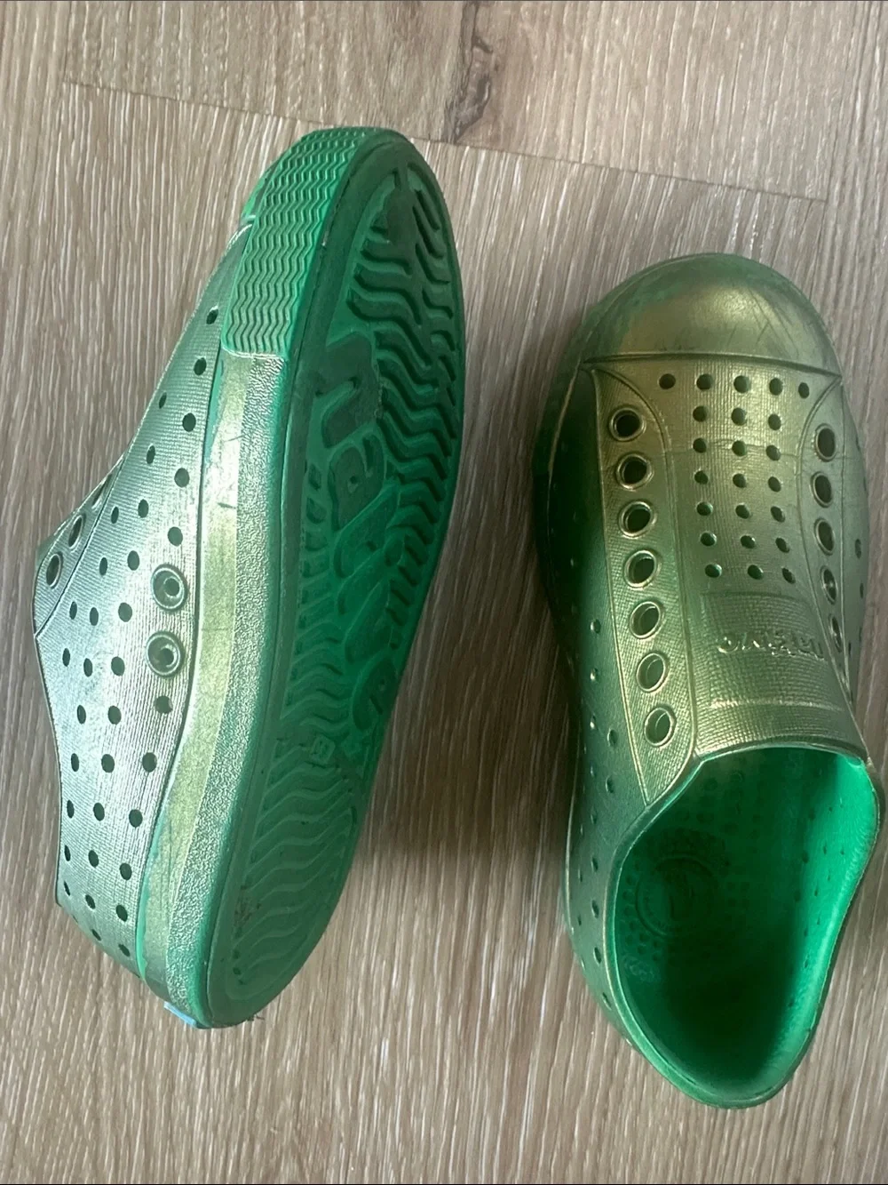 Native Kids Metallic Green Slip-On Water Shoes